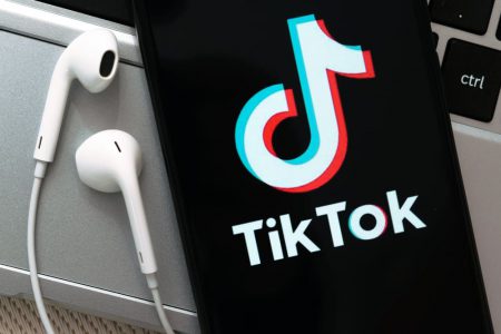 TikTok โลกแห่งความบันเทิงรูปแบบใหม่ที่สูงวัยไทยชอบแชร์