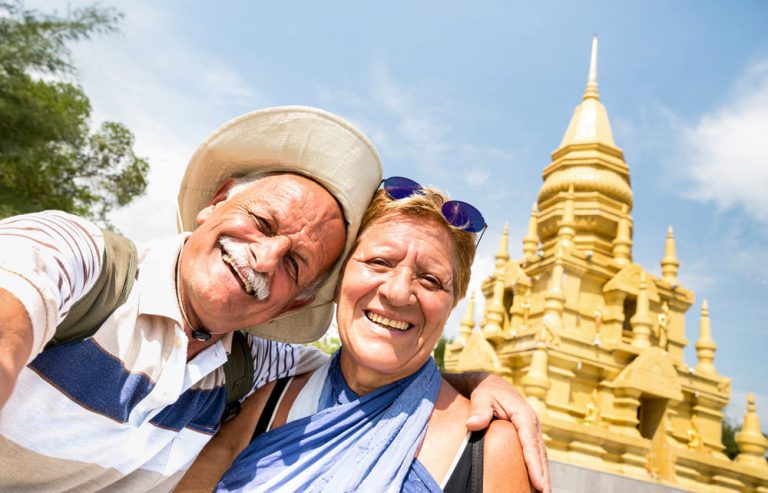 การสื่อสารและการดูแลผู้สูงวัยต่างชาติในประเทศไทย
